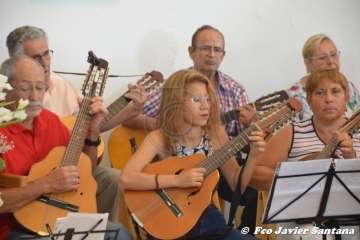 Misa y procesión religiosa en Cazadores  (Foto Francisco Javier Santana)
